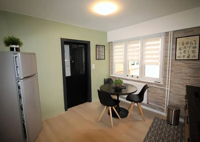 Confort, Meuble Et Equipe.